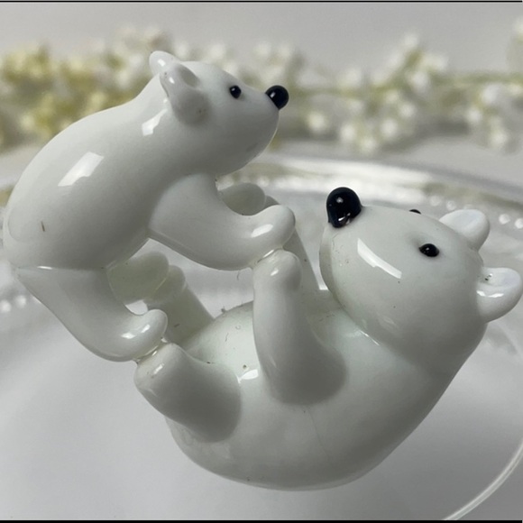 Miniature Art Playful Polar Bears - Picture 4 of 16